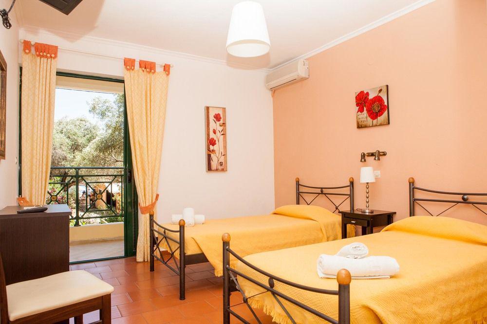 Prázdninový dům Beach Holiday Apartment, Corfu,greece Barbati