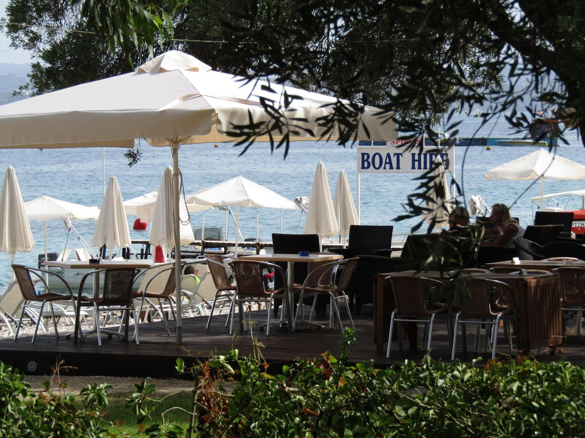 Beach Holiday Apartment, Corfu,greece Prázdninový dům