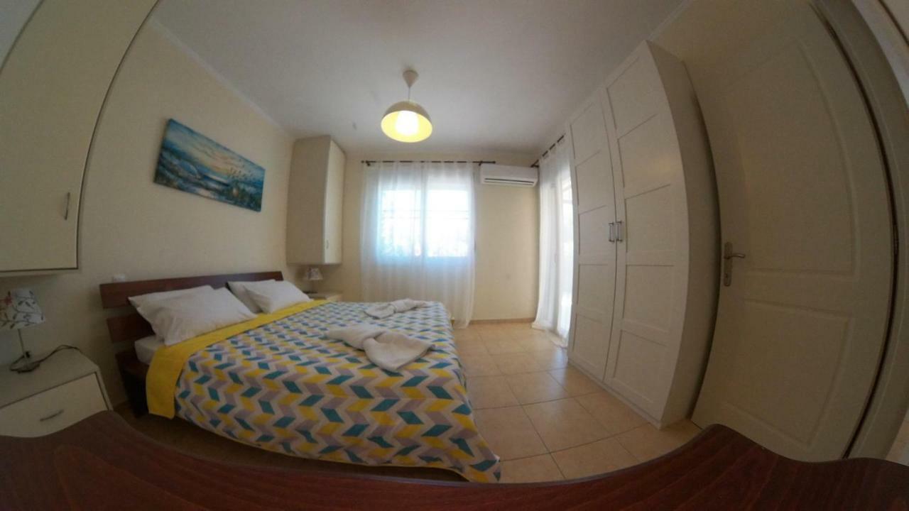 Beach Holiday Apartment, Corfu,greece Barbati