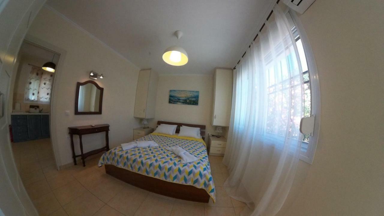 Beach Holiday Apartment, Corfu,greece *